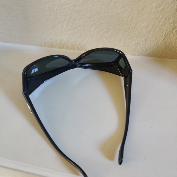 Jonathan Paul Polarized uv400 Fitover Sunglasses - Picture 12 of 13